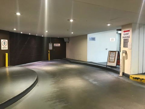 Beach Stay - Ocean & Riverview Resort Chevron Renaissance Central Surfers Paradise - E Caravan Parks 31