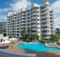 Broadbeach Holiday Apartments - E Caravan Parks