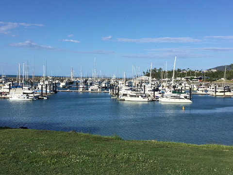 Marina View Apartment - E Caravan Parks 1