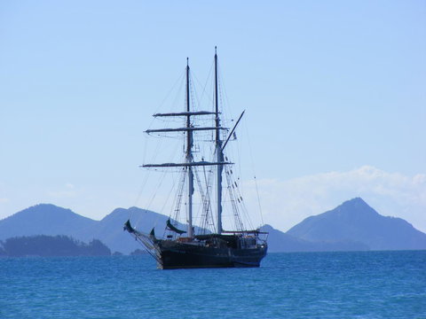 Marina View Apartment - E Caravan Parks 8