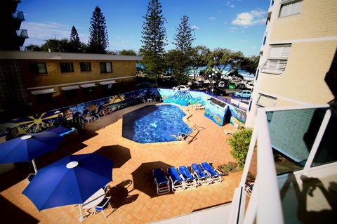 Grosvenor Beachfront Apartments Surfers Paradise - E Caravan Parks 33