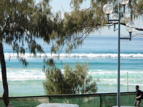 Grosvenor Beachfront Apartments Surfers Paradise - E Caravan Parks 11