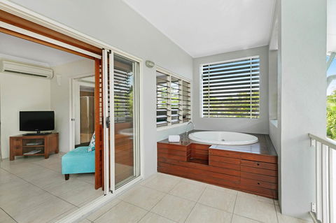 Mantra Aqueous On Port - E Caravan Parks 17