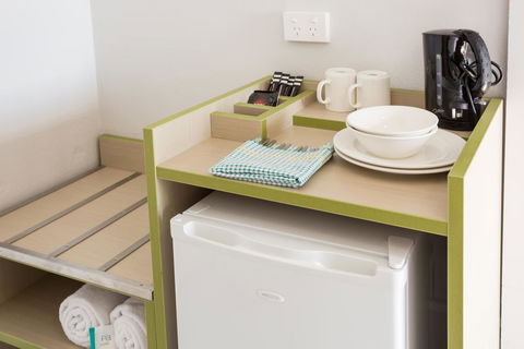 Nightcap At Emerald Star Hotel - E Caravan Parks 34