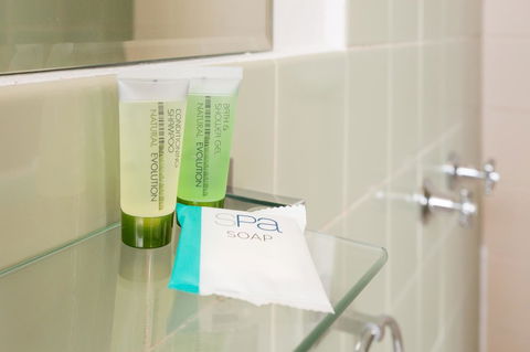 Nightcap At Emerald Star Hotel - E Caravan Parks 14