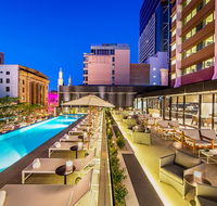 Next Hotel Brisbane - E Caravan Parks