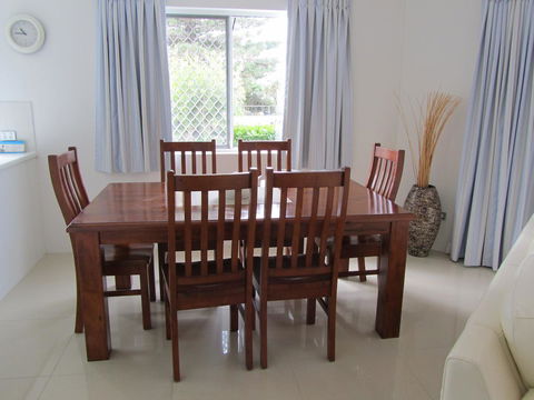 Le Beach Apartments - E Caravan Parks 19