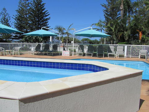 Le Beach Apartments - E Caravan Parks 17