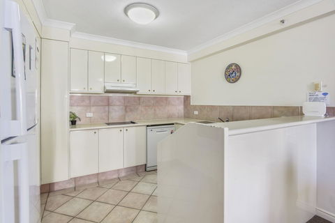 APR Private SUITES MOROC By The Beach - E Caravan Parks 22