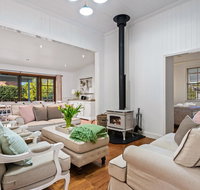 Frangipani House - E Caravan Parks