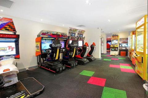 The Towers Of Chevron Renaissance - Holidays Gold Coast - E Caravan Parks 23