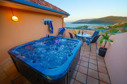 Sea Star Apartments - E Caravan Parks 4