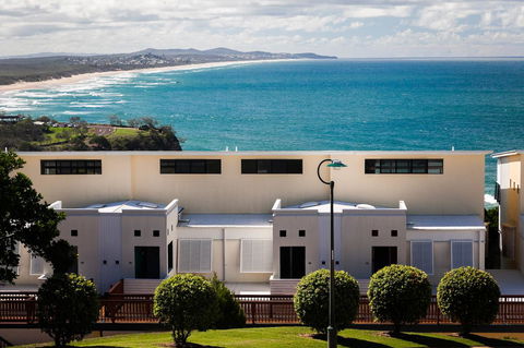 The Point Coolum - E Caravan Parks 42