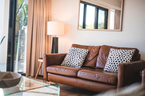The Point Coolum - E Caravan Parks 18