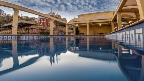 The Robert Towns - E Caravan Parks 0