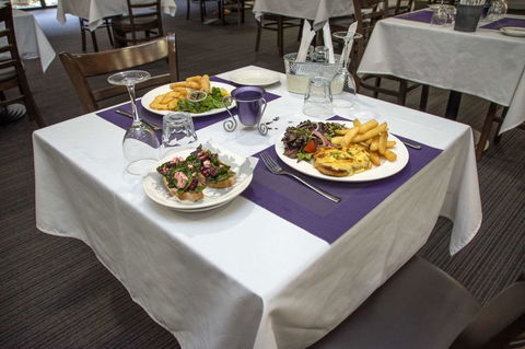 The Robert Towns - E Caravan Parks 17