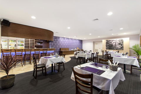 The Robert Towns - E Caravan Parks 18