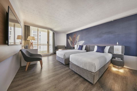 Novotel Surfers Paradise - E Caravan Parks 4