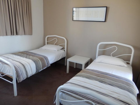 Golden Gate Resort - E Caravan Parks 23