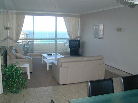 Golden Gate Resort - E Caravan Parks 9