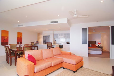 Coral Cove Apartments - E Caravan Parks 9