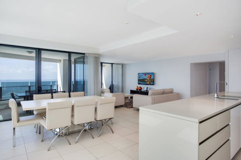 Peppers Soul Surfers Paradise - E Caravan Parks 11