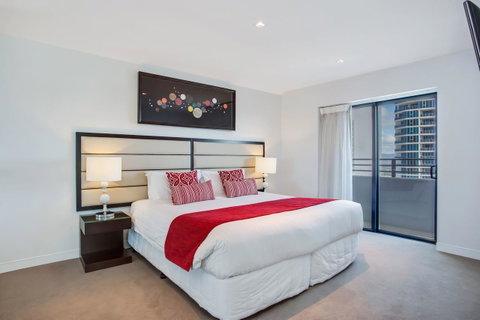 Peppers Soul Surfers Paradise - E Caravan Parks 10