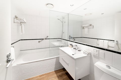 Voco Gold Coast, An IHG Hotel - E Caravan Parks 22