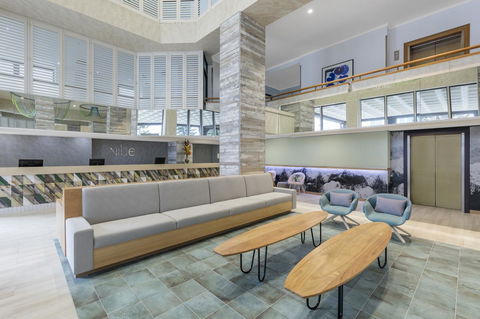 Vibe Hotel Gold Coast - E Caravan Parks 15