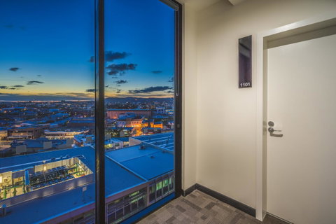 Arena Apartments By CLLIX - E Caravan Parks 15
