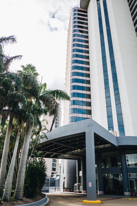 Crowne Plaza Surfers Paradise, An IHG Hotel - E Caravan Parks 34