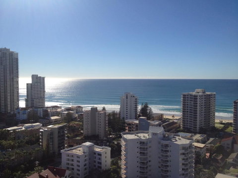 Crowne Plaza Surfers Paradise, An IHG Hotel - E Caravan Parks 33
