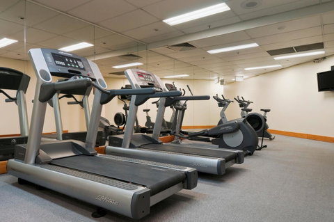 Crowne Plaza Surfers Paradise, An IHG Hotel - E Caravan Parks 8