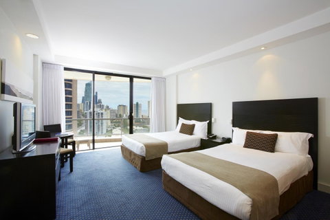 Crowne Plaza Surfers Paradise, An IHG Hotel - E Caravan Parks 7