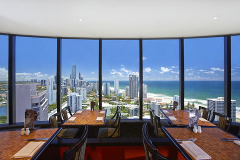 Crowne Plaza Surfers Paradise, An IHG Hotel - E Caravan Parks 11