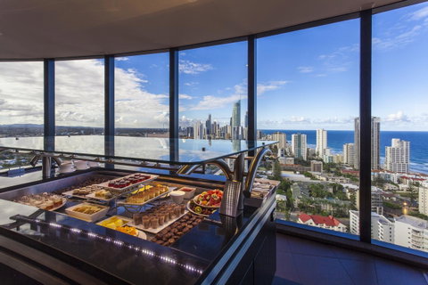Crowne Plaza Surfers Paradise, An IHG Hotel - E Caravan Parks 22