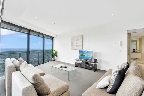 Circle On Cavill, Apartments And Sub Penthouses - We Accommodate - E Caravan Parks 13