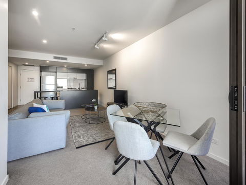 Opera Apartments South Brisbane - E Caravan Parks 5