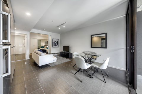 Opera Apartments South Brisbane - E Caravan Parks 14