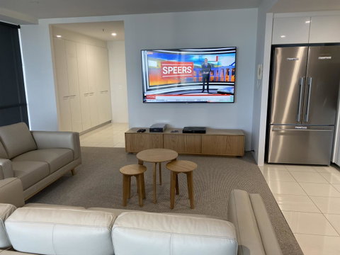 Circle On Cavill 2, 3, 4 & 5 Bedroom SkyHomes & SUB PENTHOUSES By Gold Coast Holidays - E Caravan Parks 20