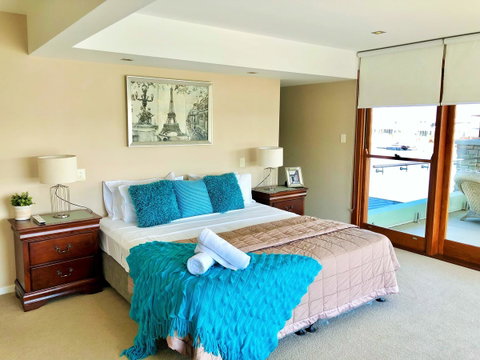 Riverfront Dream - E Caravan Parks 6