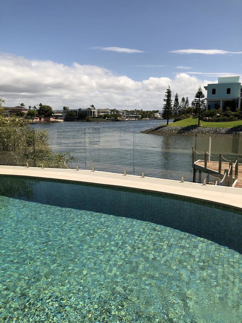Riverfront Dream - E Caravan Parks 12