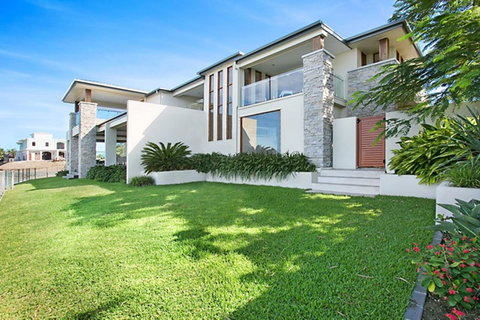 Riverfront Dream - E Caravan Parks 23