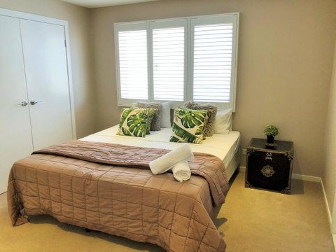 Riverfront Dream - E Caravan Parks 20