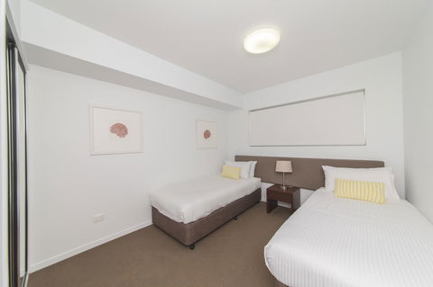 Echelon Apartments Yeppoon - E Caravan Parks 7