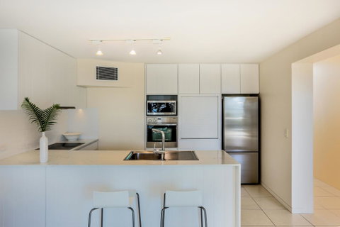 Little Cove Court - E Caravan Parks 21