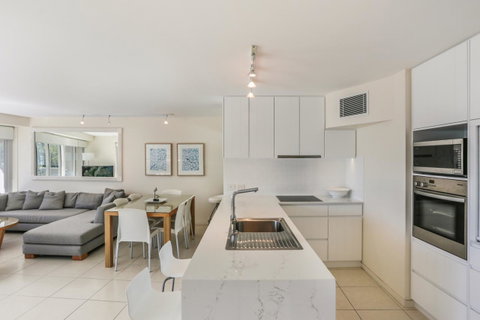 Little Cove Court - E Caravan Parks 20