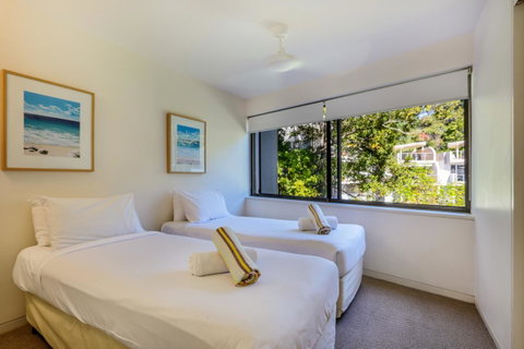 Little Cove Court - E Caravan Parks 26