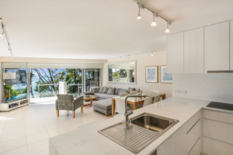 Little Cove Court - E Caravan Parks 15