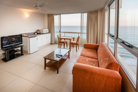 Chateau Beachside Resort - E Caravan Parks 23